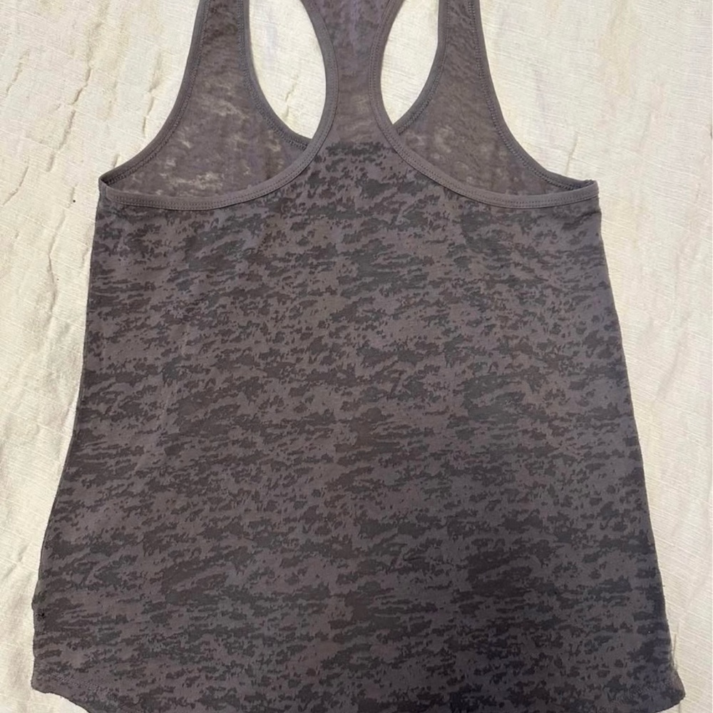 Tank top bundle - Picture 4 of 7